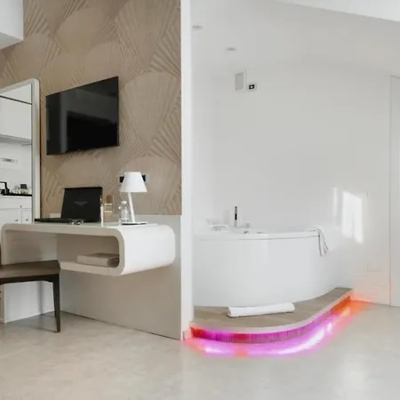 Luxury Bari